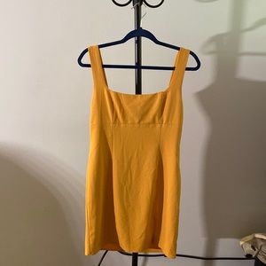 Shorts orange dress